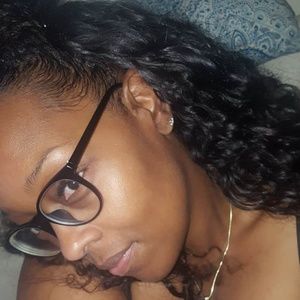 Meet your Posher, Rae